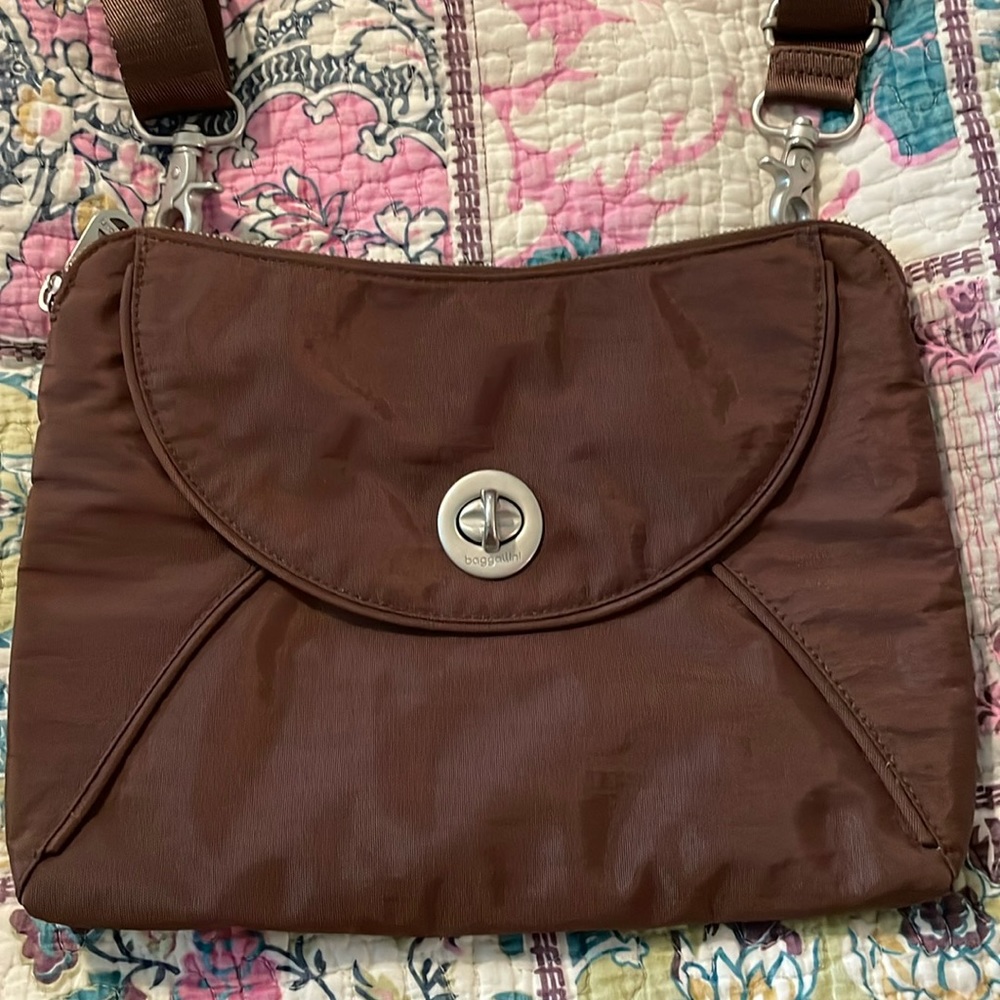 Baggallini Crossbody